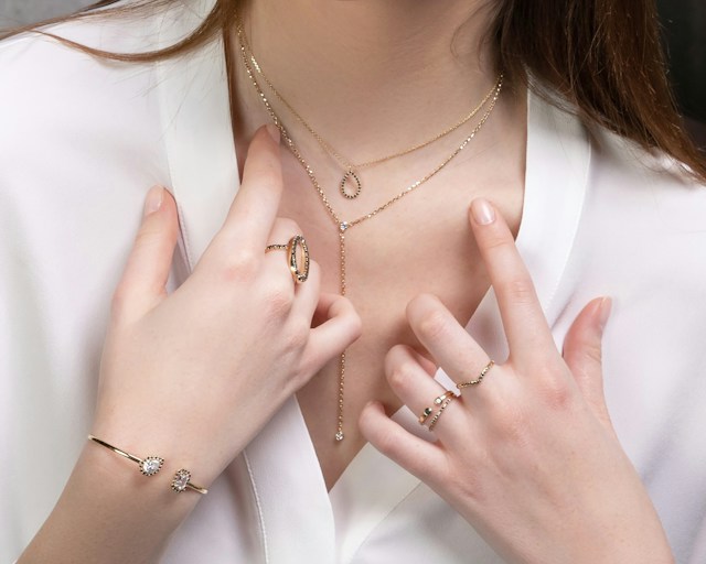 Bien choisir une chaîne pour accompagner ses bijoux précieux